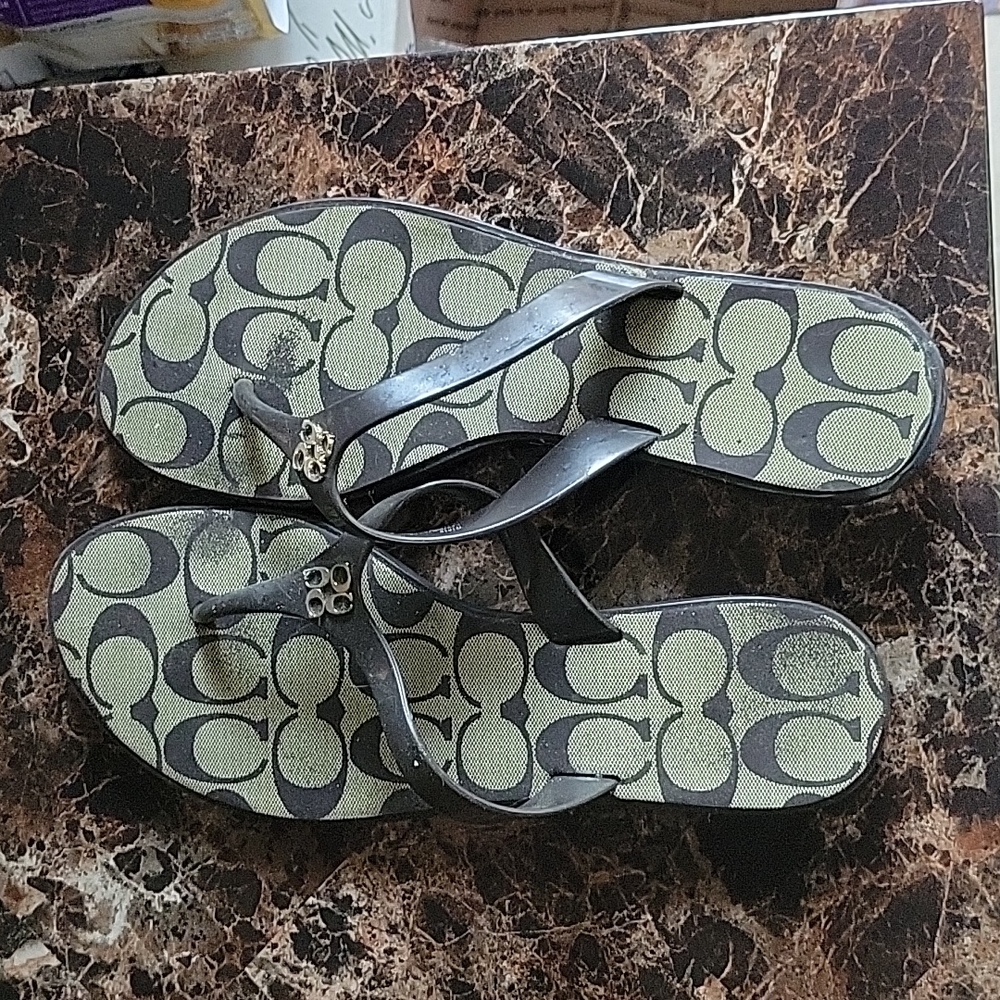 Coach flip flops